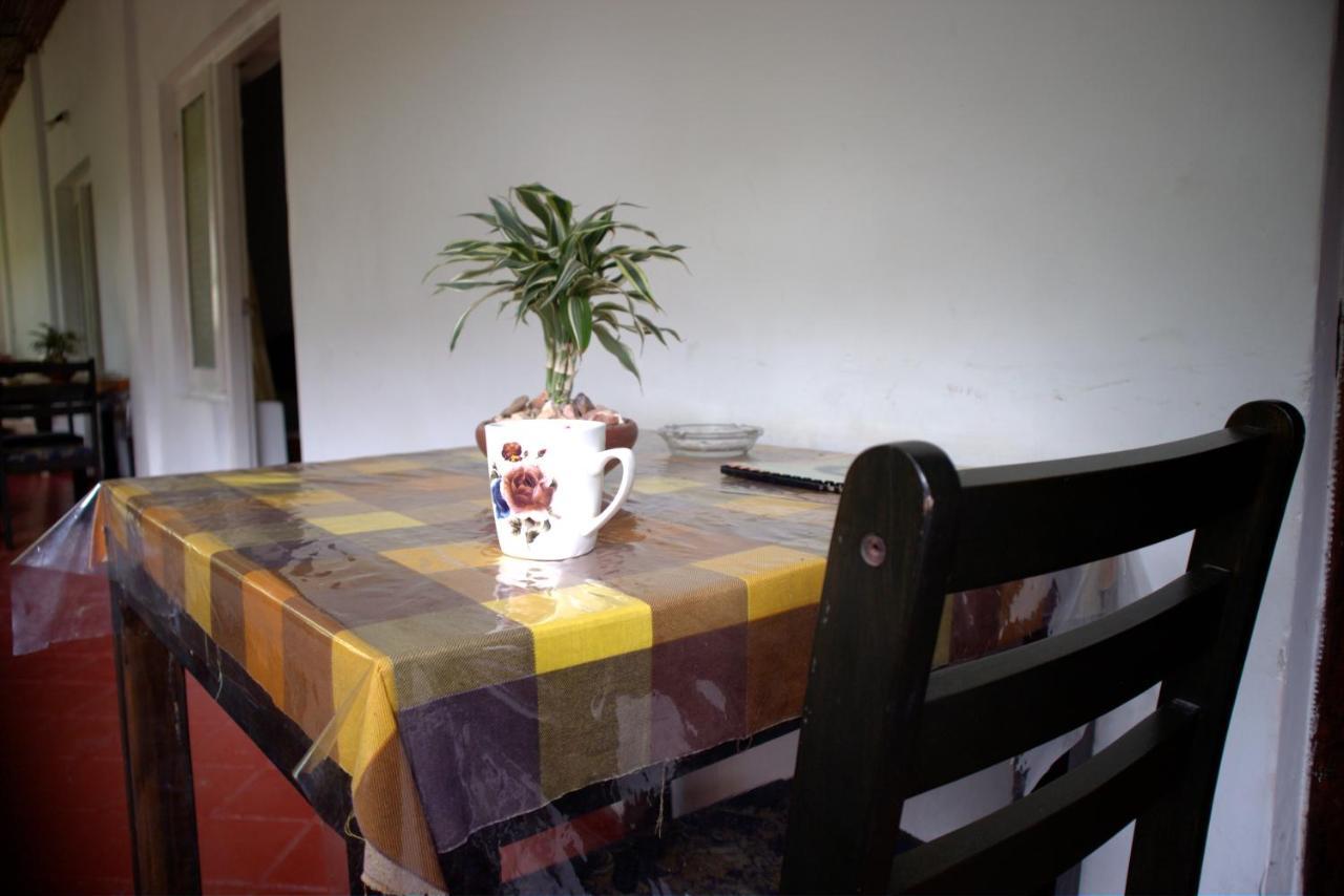 Old Dutch House Hotel Galle Bagian luar foto