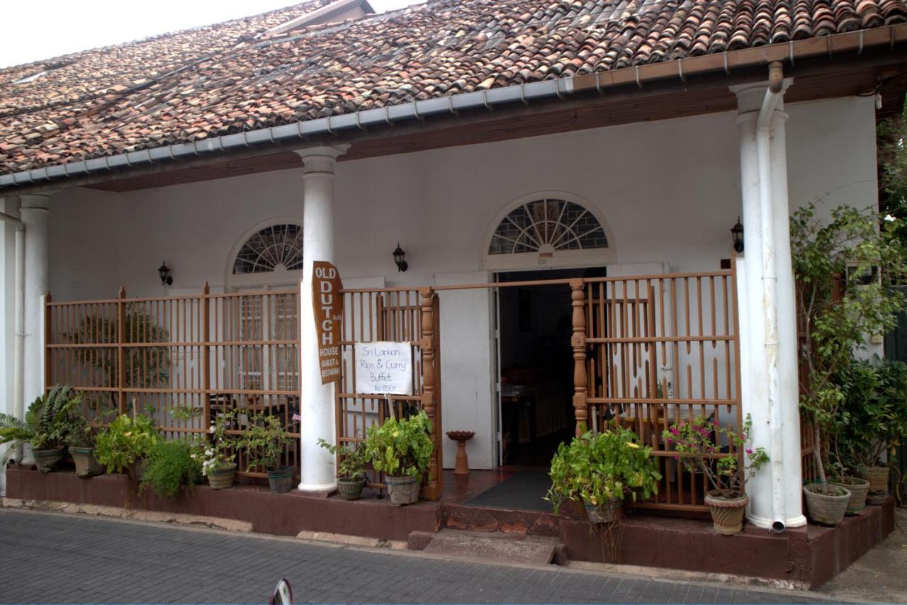 Old Dutch House Hotel Galle Bagian luar foto